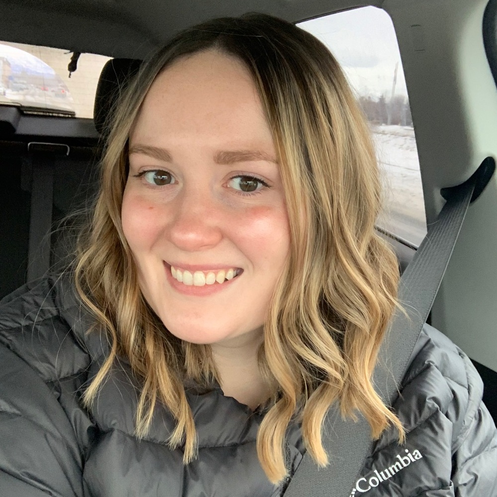 Meet your Posher, Emily